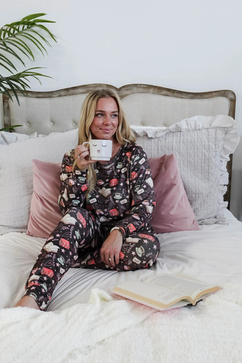 Cloud Nine Pajamas Velvety Velour Long Sleeves Lounge Set, Bookclub Café (MN600VVT/J)