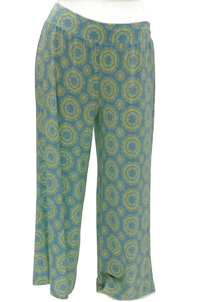 Cool Girl Bluebells & Bliss Capri (C225301)