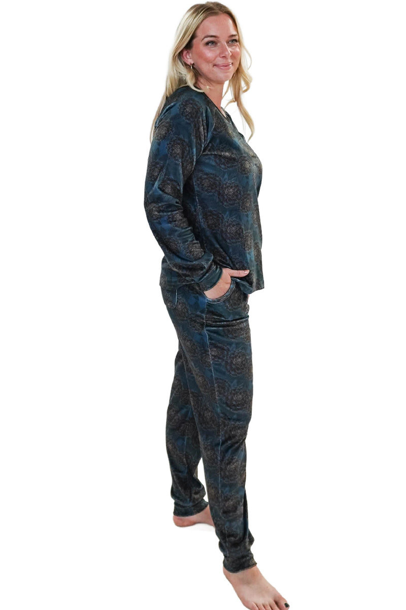 Cloud Nine Pajamas Velvety Velour Long Sleeves Lounge Set, Golden Dahlias (MN600VVT/J)