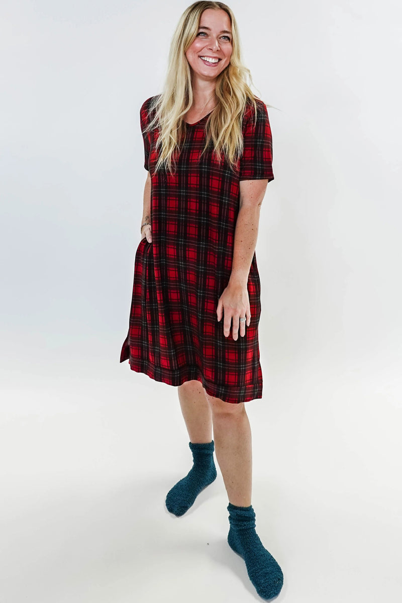 Cloud Nine Pajamas Bamboo V-Neck Nightshirt with Pockets, Red Plaid (GR106 NSV/PK))