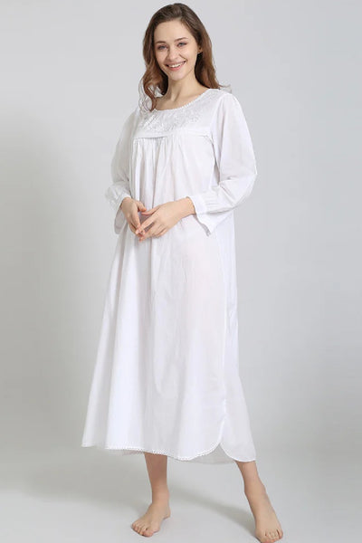 Mahogany Sara Gown, White (N210)