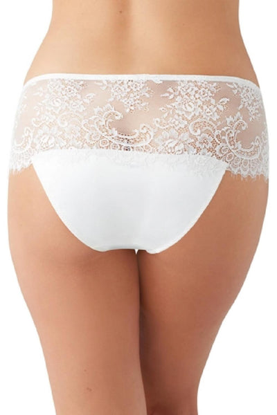 Wacoal Centre Stage Bikini Brief, Egret (843323)