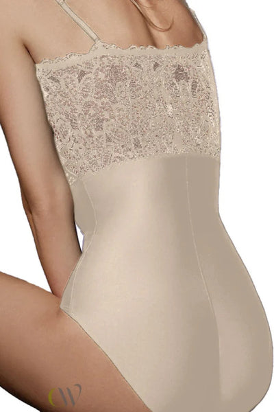 Janira Perfect Curves Lace Top Bodysuit, Dune (32355)