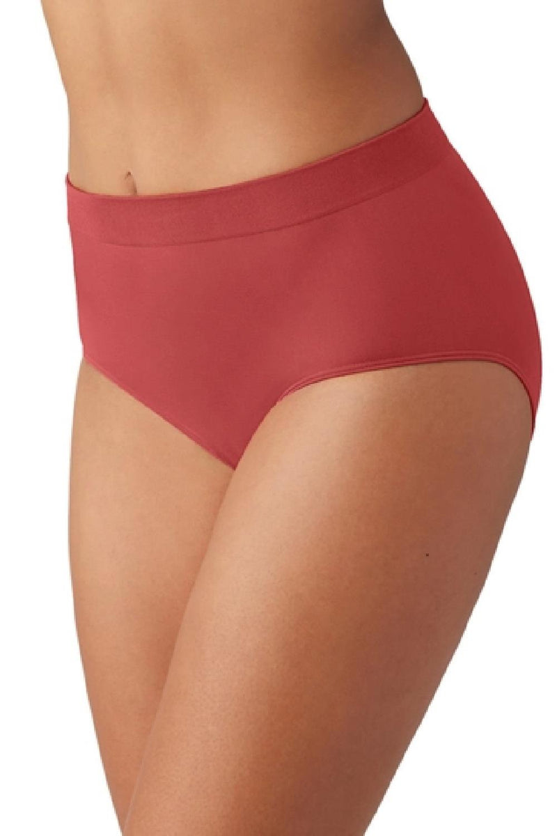 Wacoal B-Smooth Seamless Brief, Garnet Rose (838175)