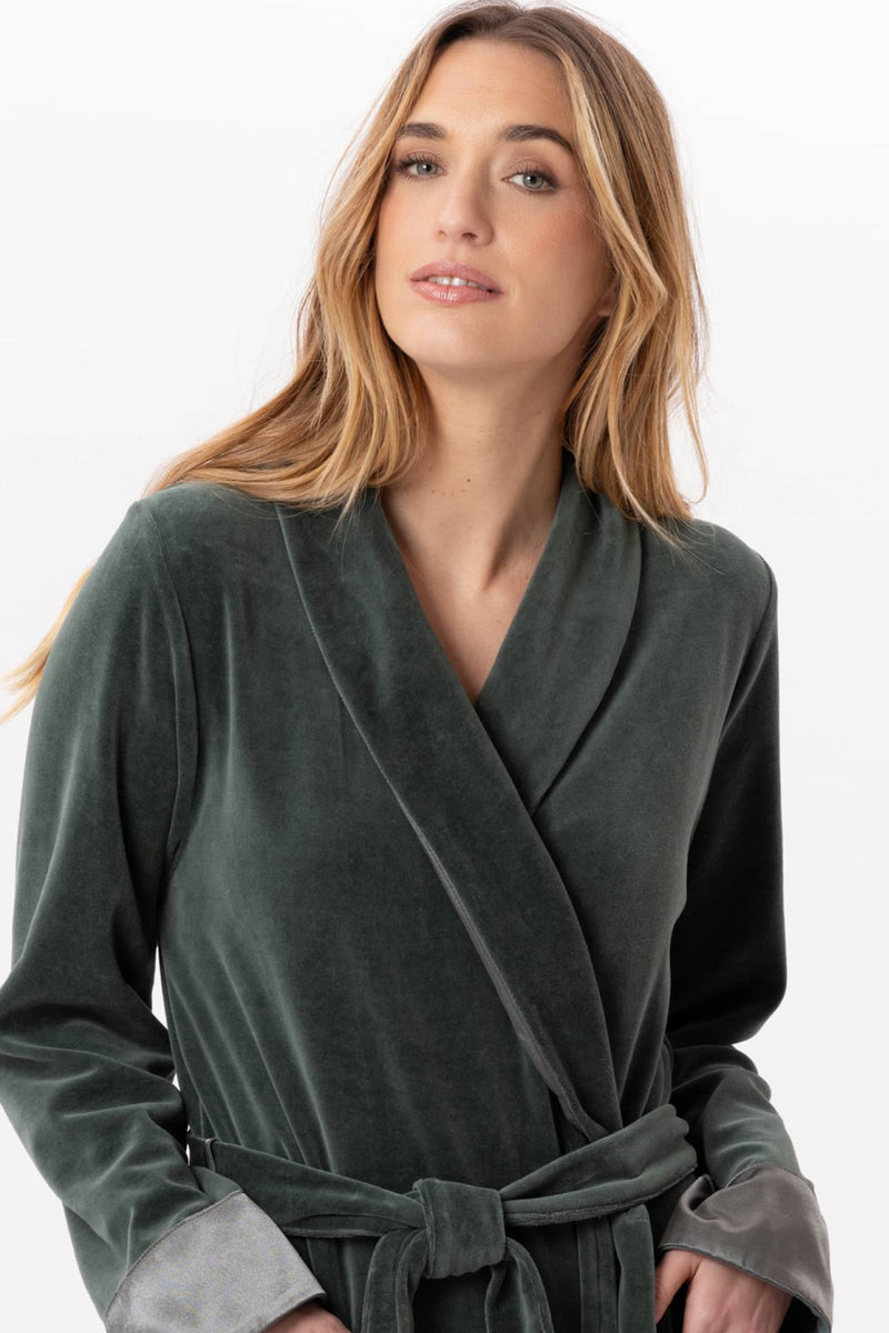 Le Chat Essentiel Velvet Crossed Dressing Gown, Lichen (H67A)