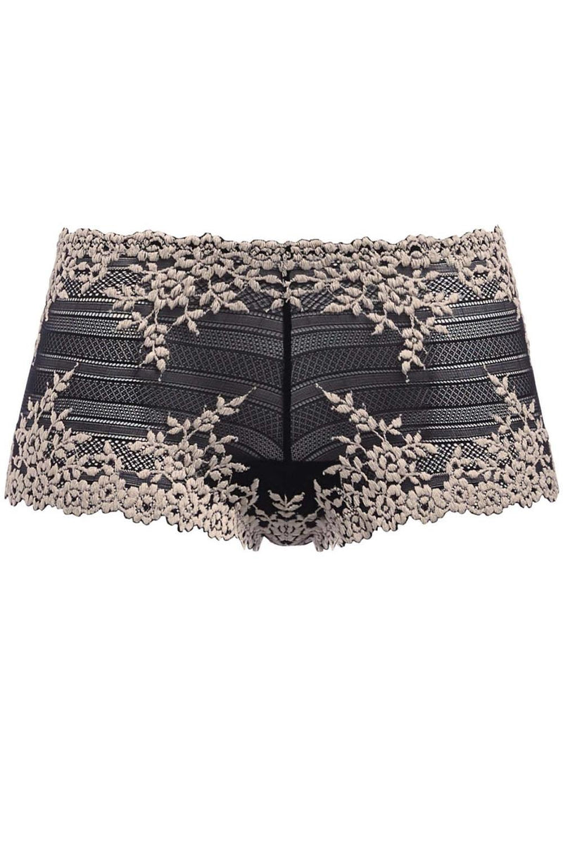 Wacoal Embrace Lace Boyshort, Black (67491)