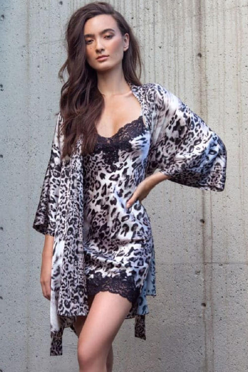 Christine Femme Fatale Muse Chemise, Snow Leopard (FEM3800)