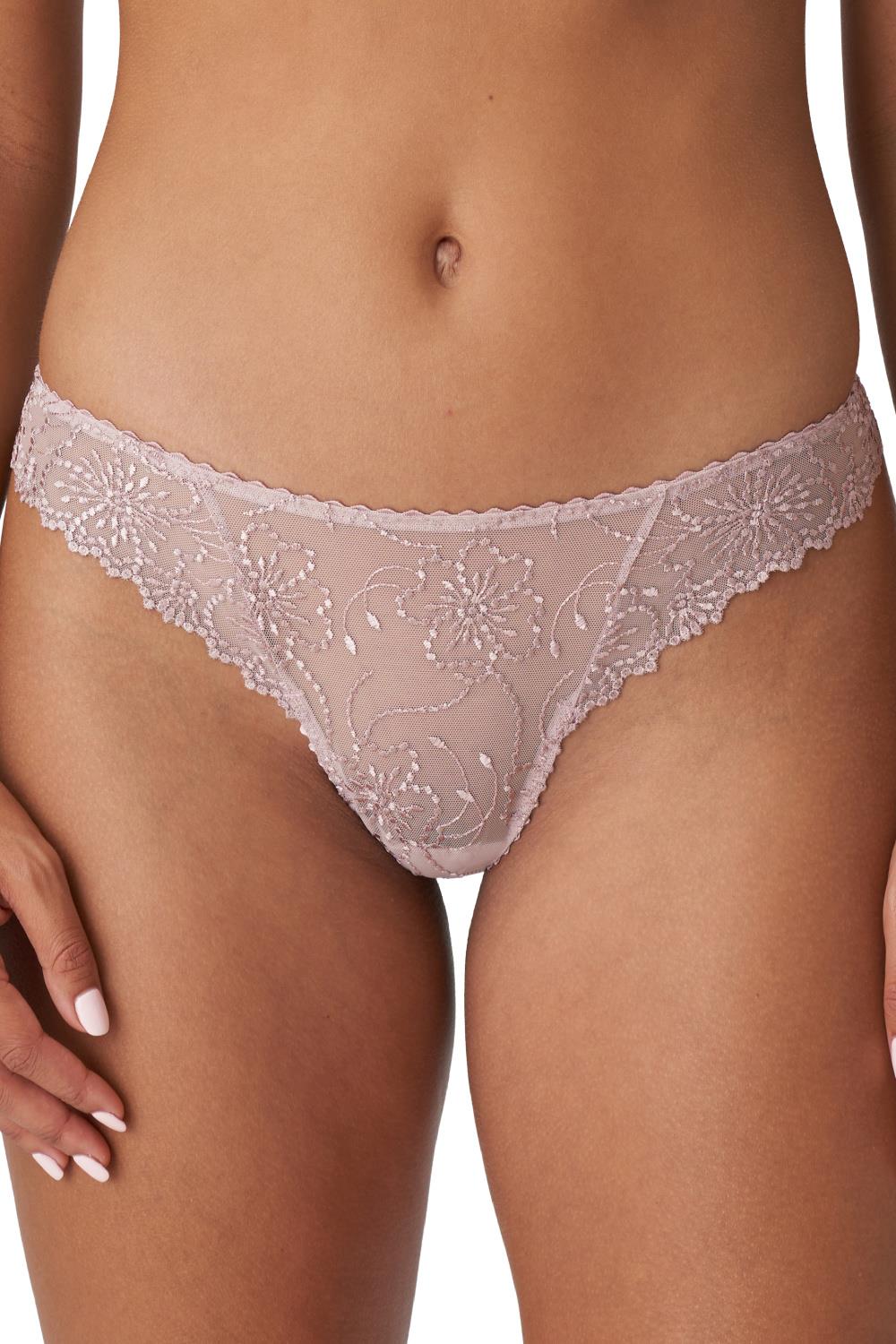 Marie Jo Jane Thong, Amethyst